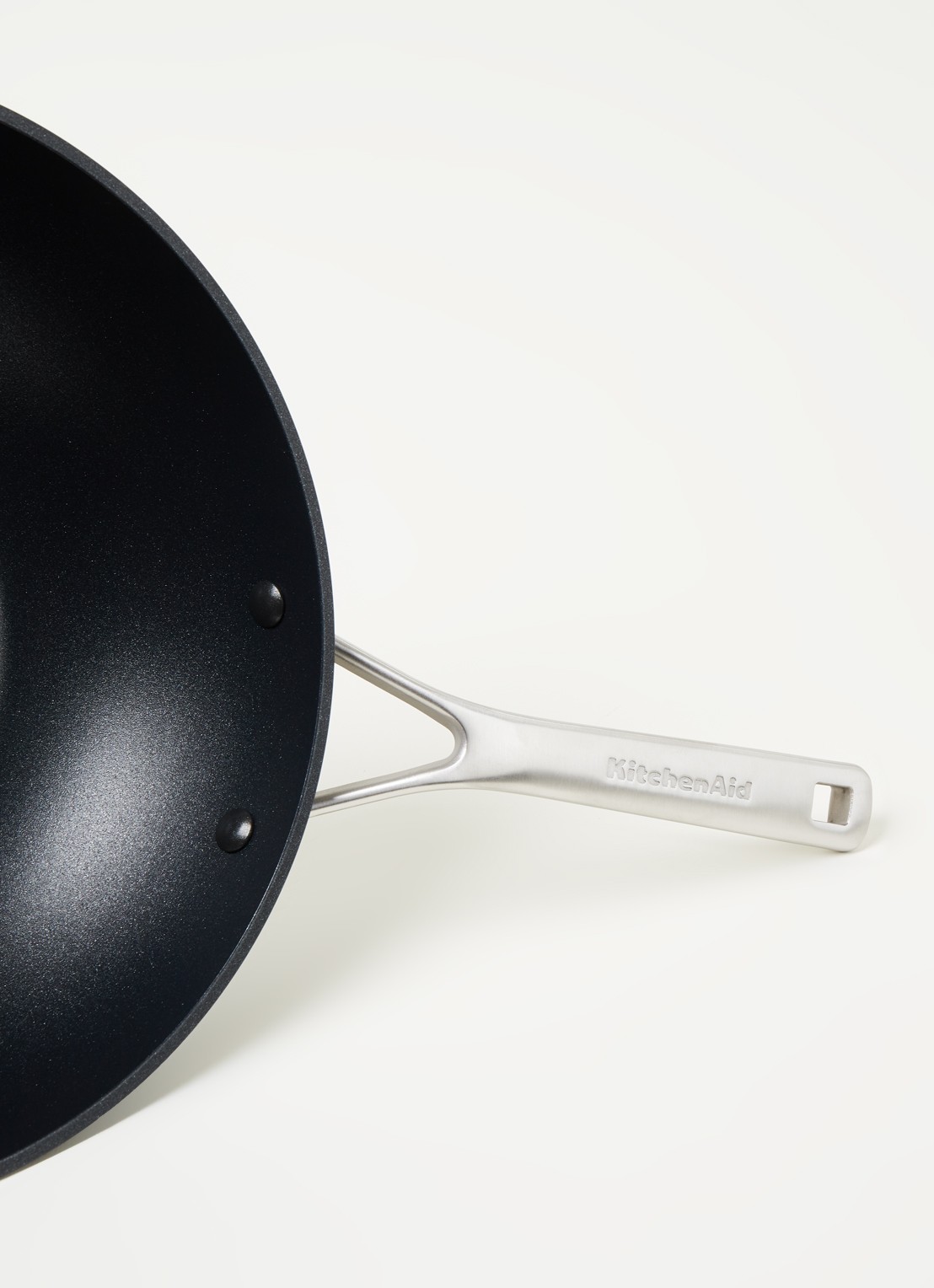 KitchenAid Forged Hardened Aluminium wokpan Ø30 cm - detail 3 zwart