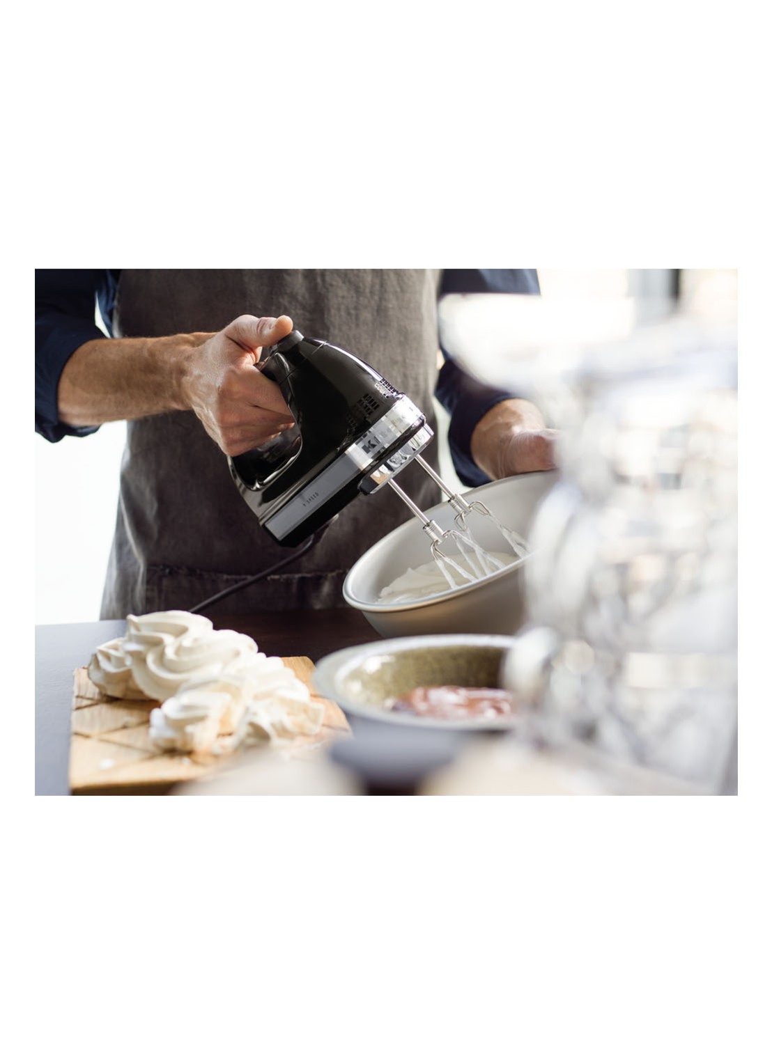 KitchenAid Handmixer 5KHM921EOB - Onyx Zwart - detail 7 zwart