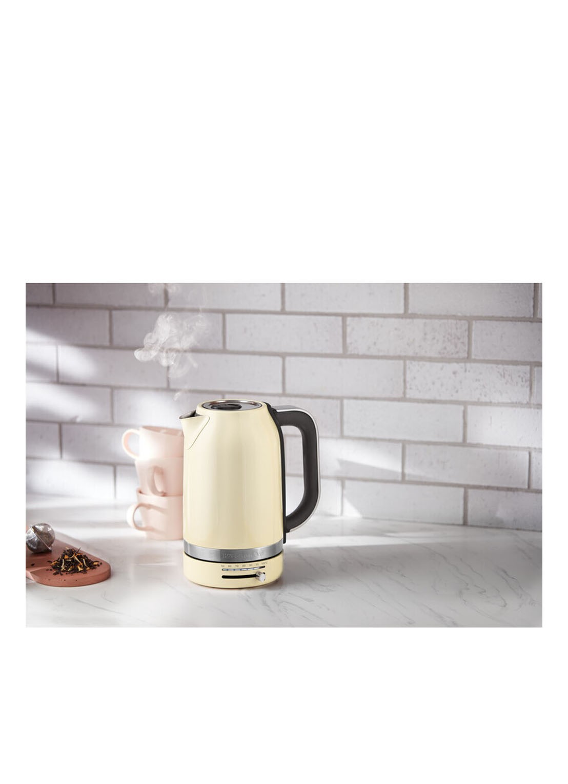 KitchenAid Waterkoker 1,7 liter - 5KEK1701EAC - detail 4 vanillegeel