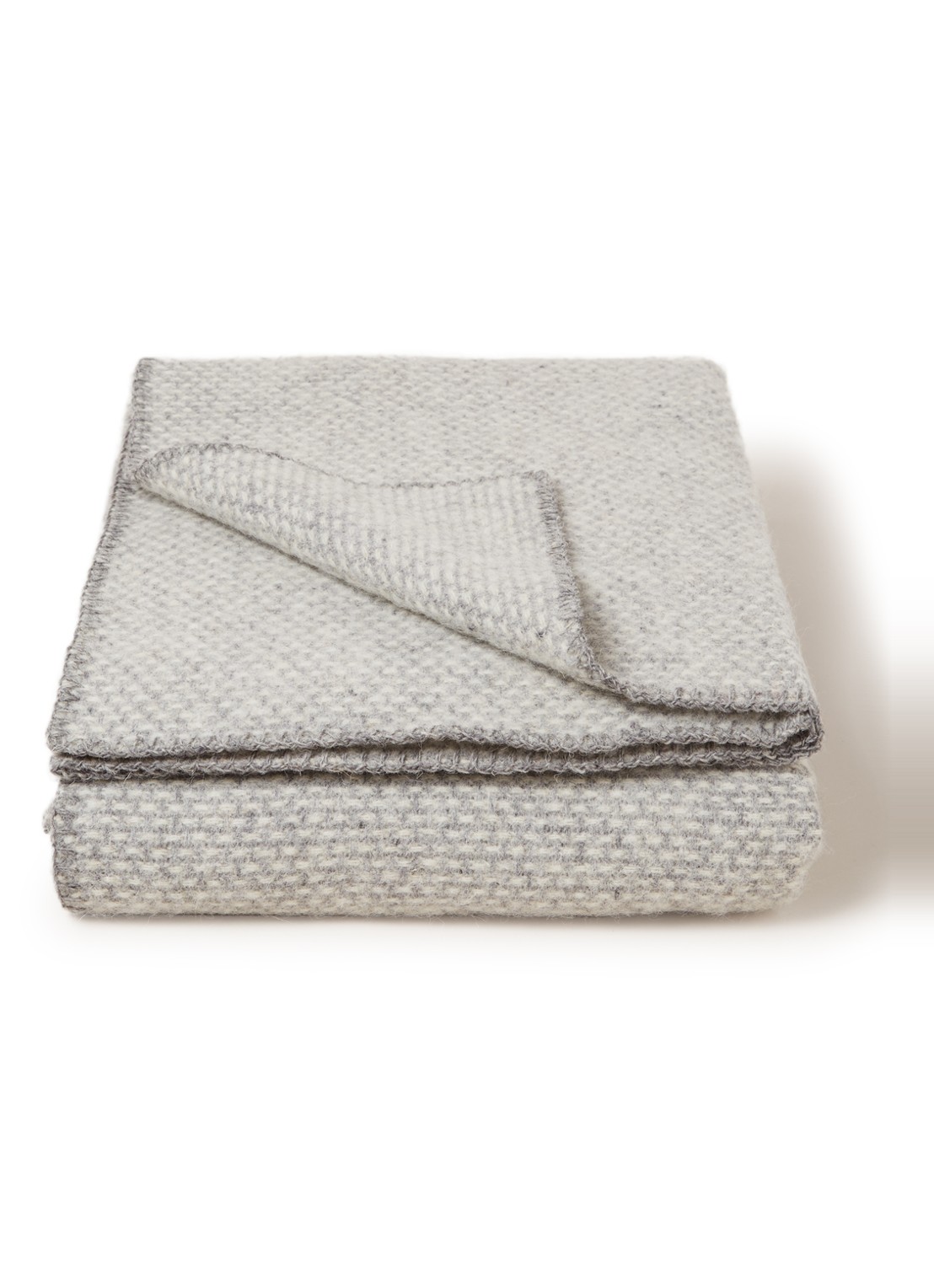 Klippan Domino plaid van lamswol 130 x 180 cm - voorkant lichtgrijs
