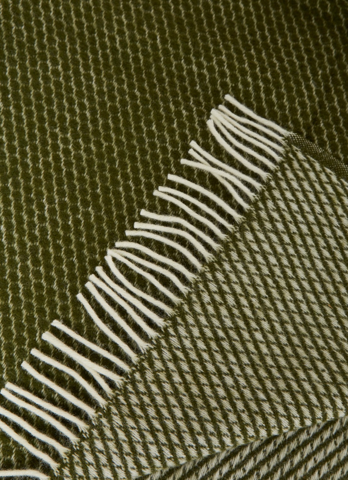 Klippan Knut Plaid deken van lamswol 130 x 200 cm - detail 3 groen