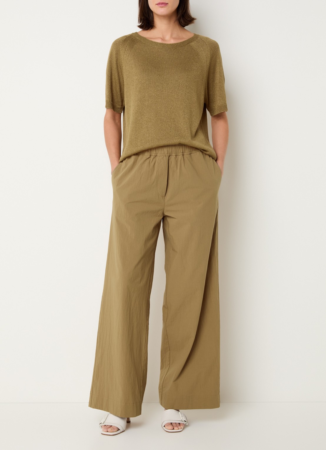 Knit-ted Felice grofgebreide trui met lurex - voorkant 2 mosterd