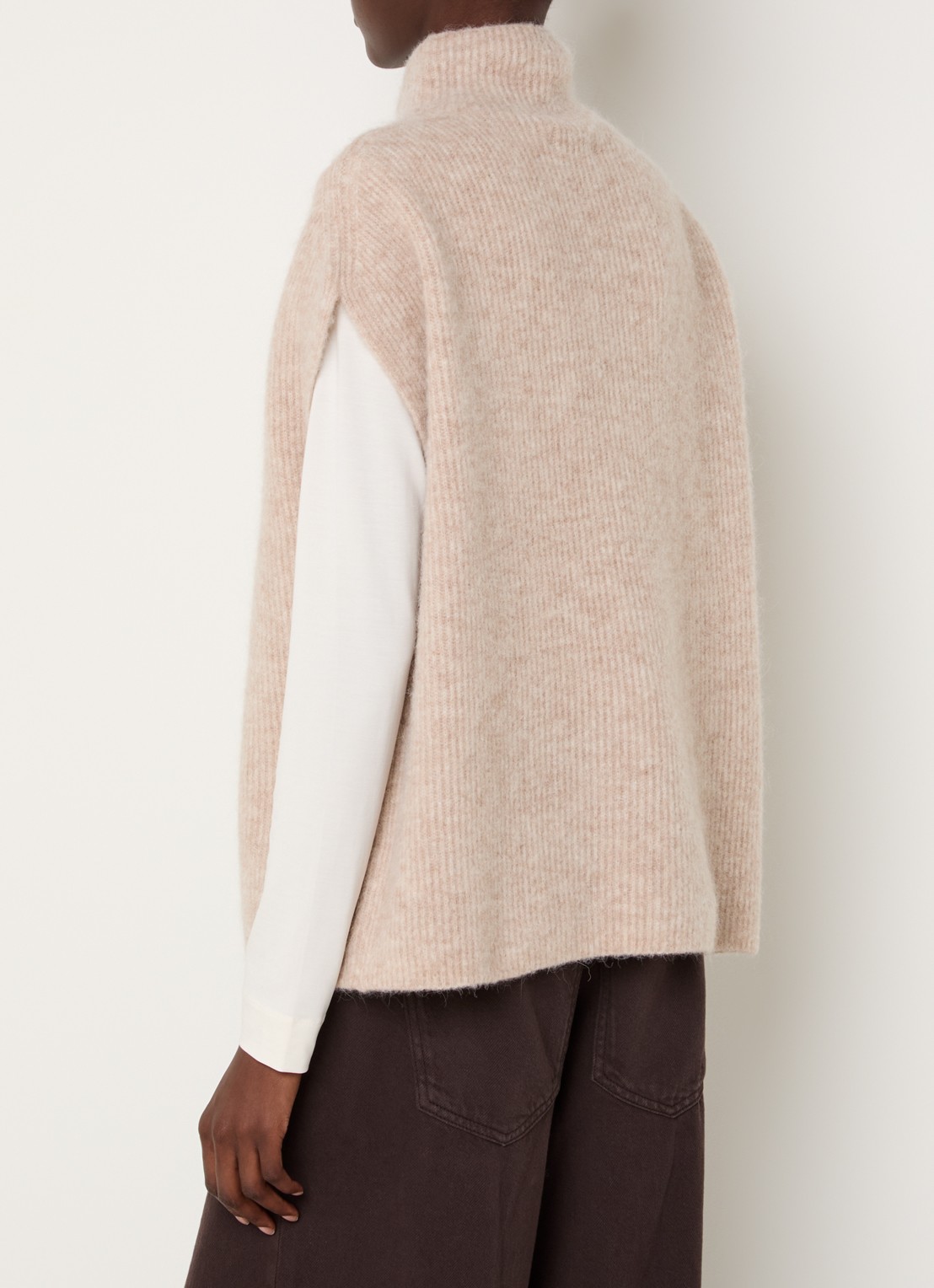 Knit-ted Rave spencer met opstaande kraag - achterkant 2 creme