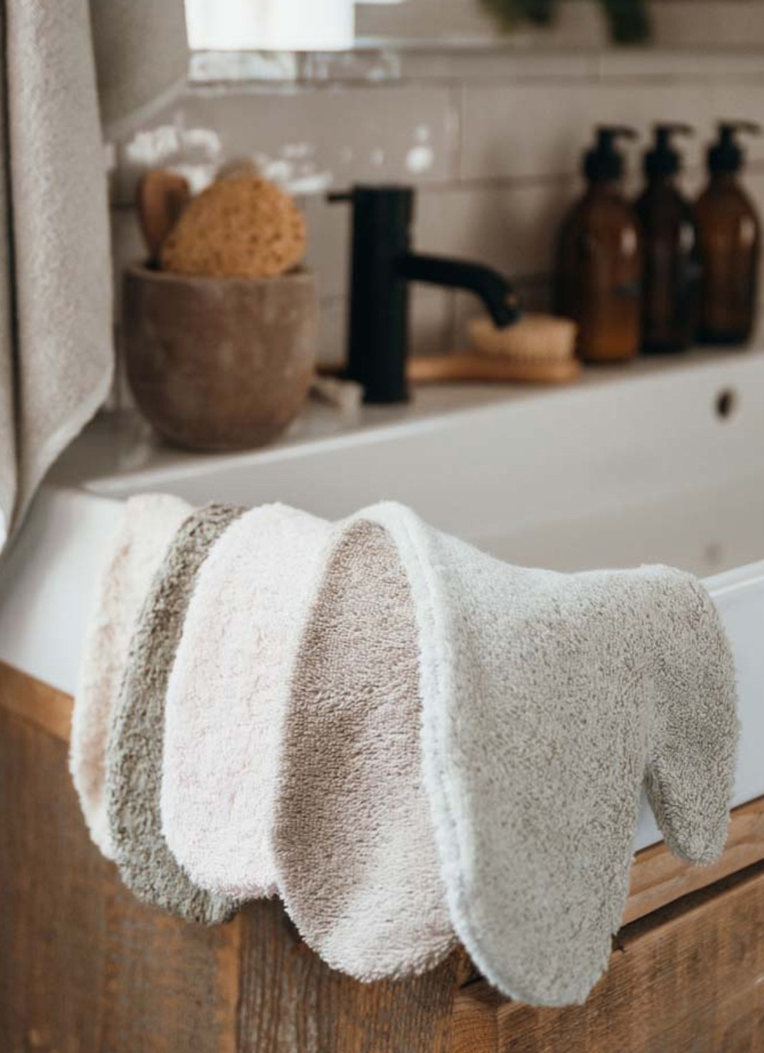 Koeka Dijon Daily Douche washand 42 x 18 cm - detail 4 gebroken wit