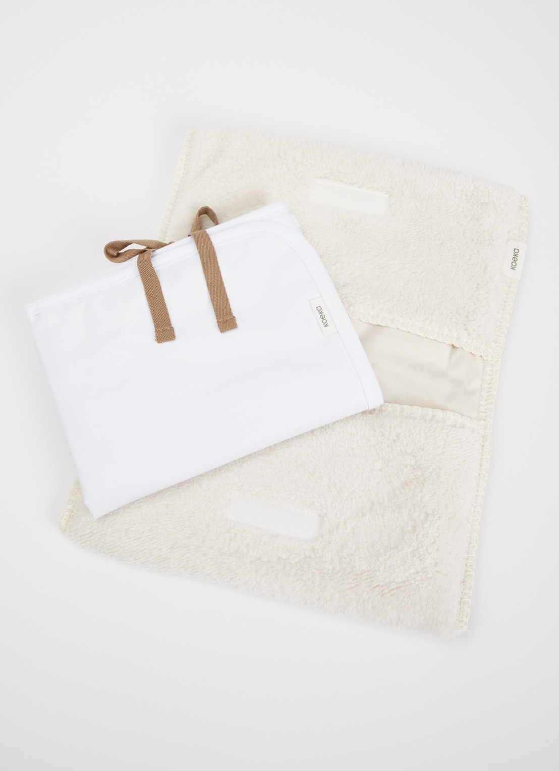 Koeka Nappy clutch met verschoningsmat - detail lichtgrijs