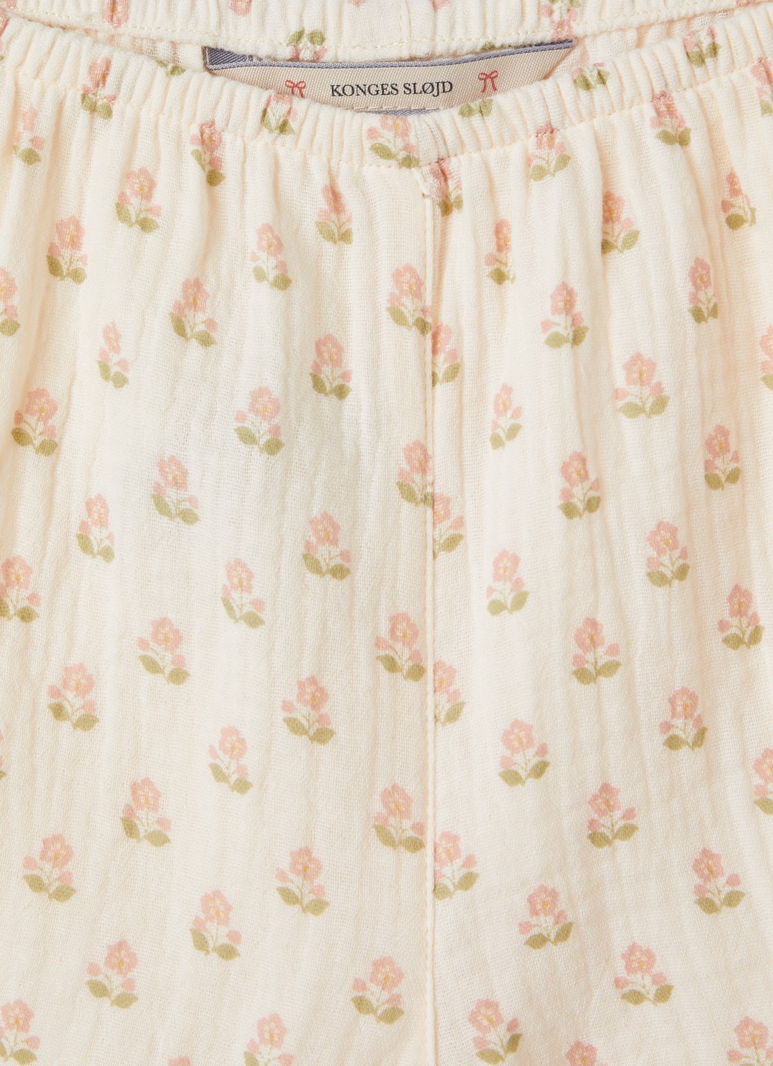 Konges Sløjd Coco loose fit korte broek met bloemenprint - detail 3 beige