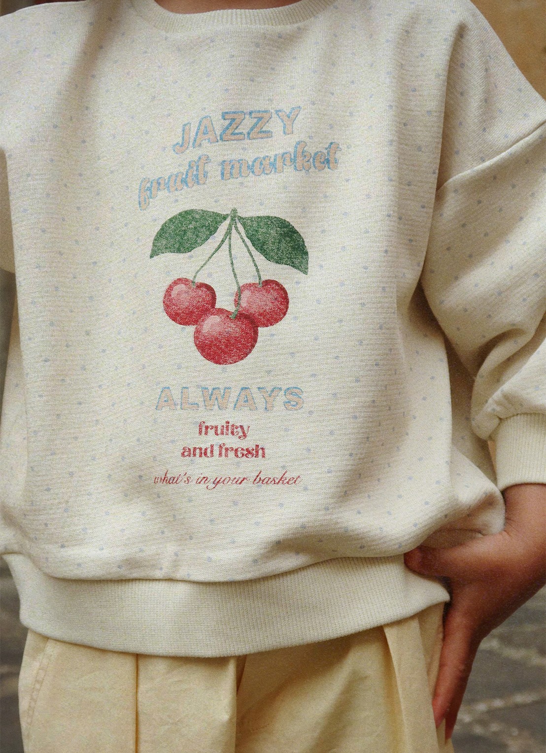 Konges Sløjd Loupy sweater met print - voorkant 2 creme
