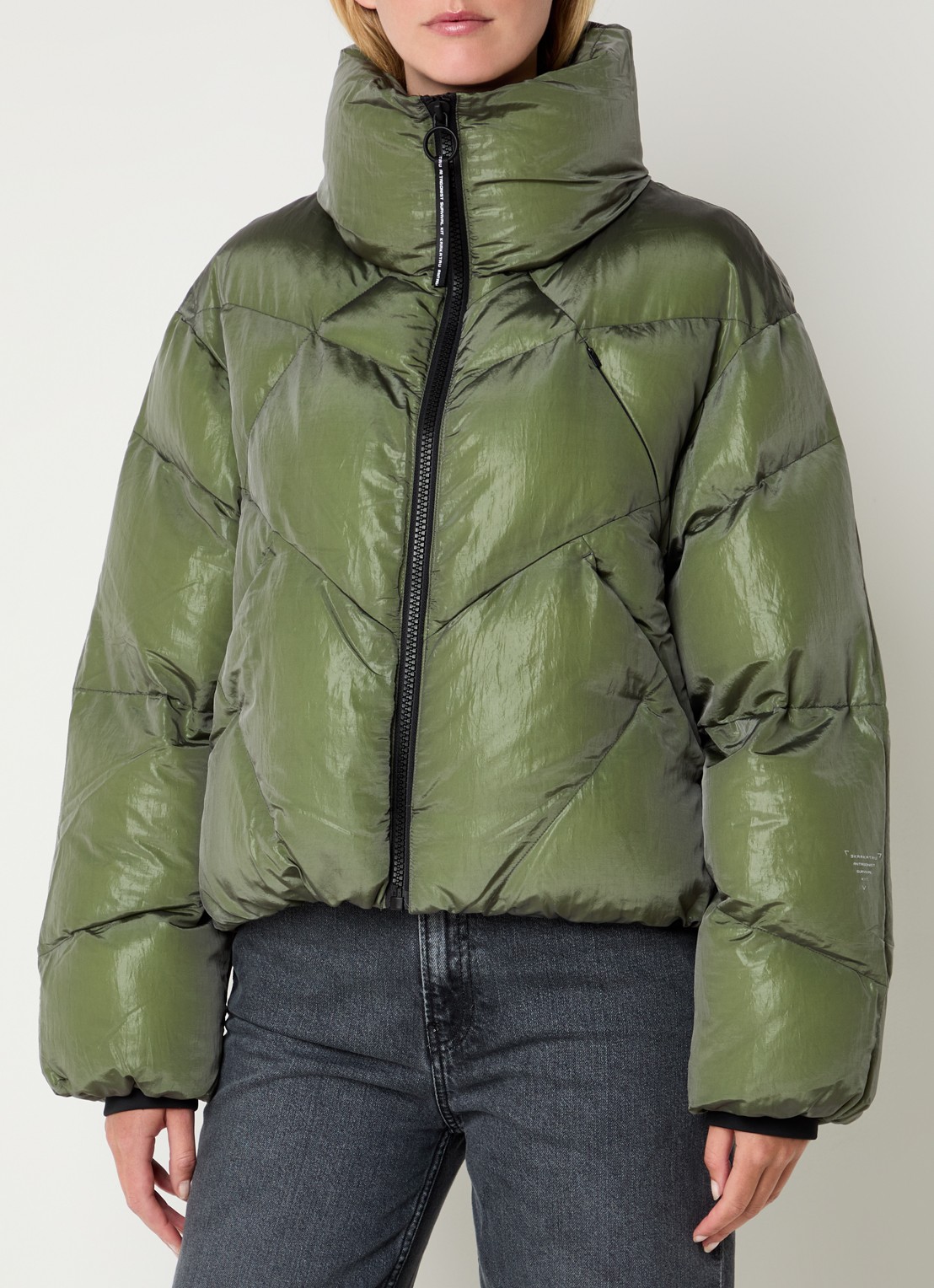 Krakatau Nebula puffer jack met glanzende finish - detail bronsgroen