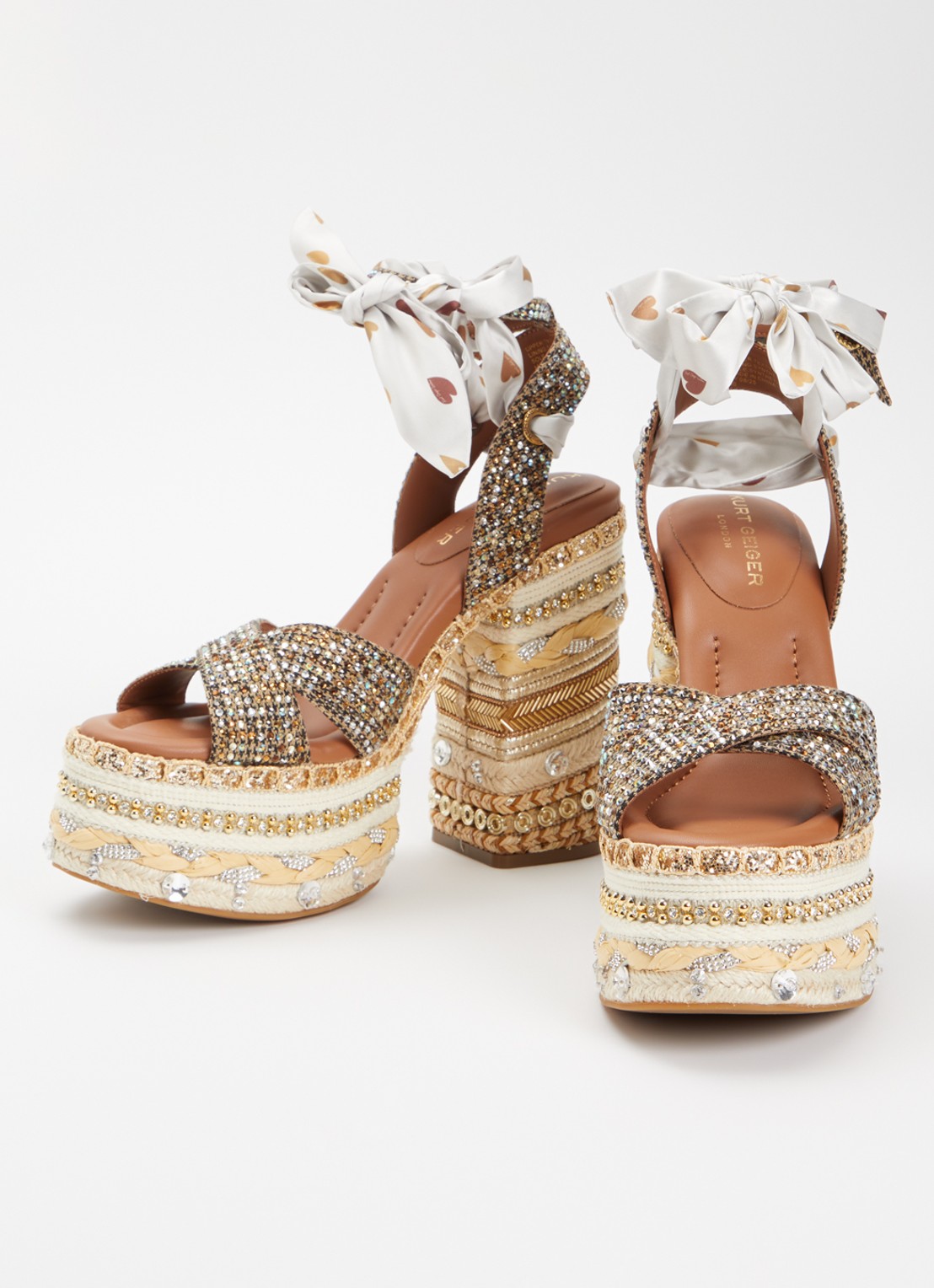 Kurt Geiger Chelsea Scarf sandalette met strass en pailletten - detail 2 beige