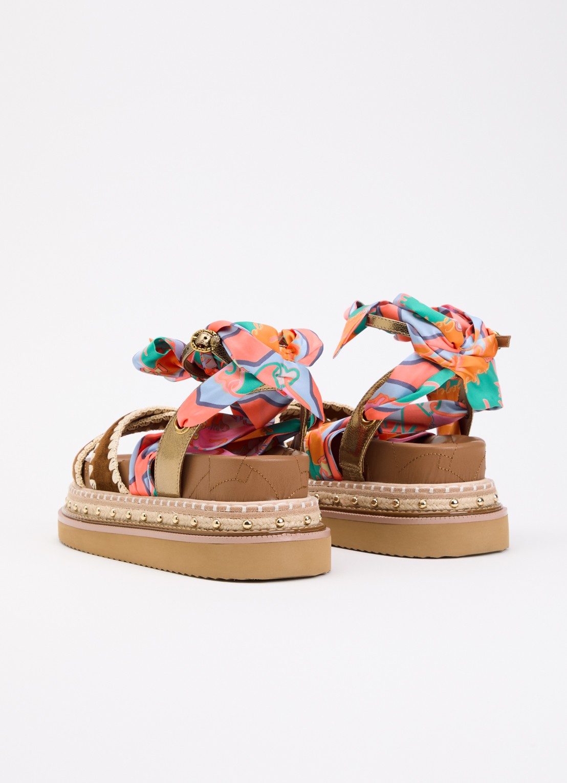 Kurt Geiger Orson sandaal van leer met metallic details - achterkant bruin