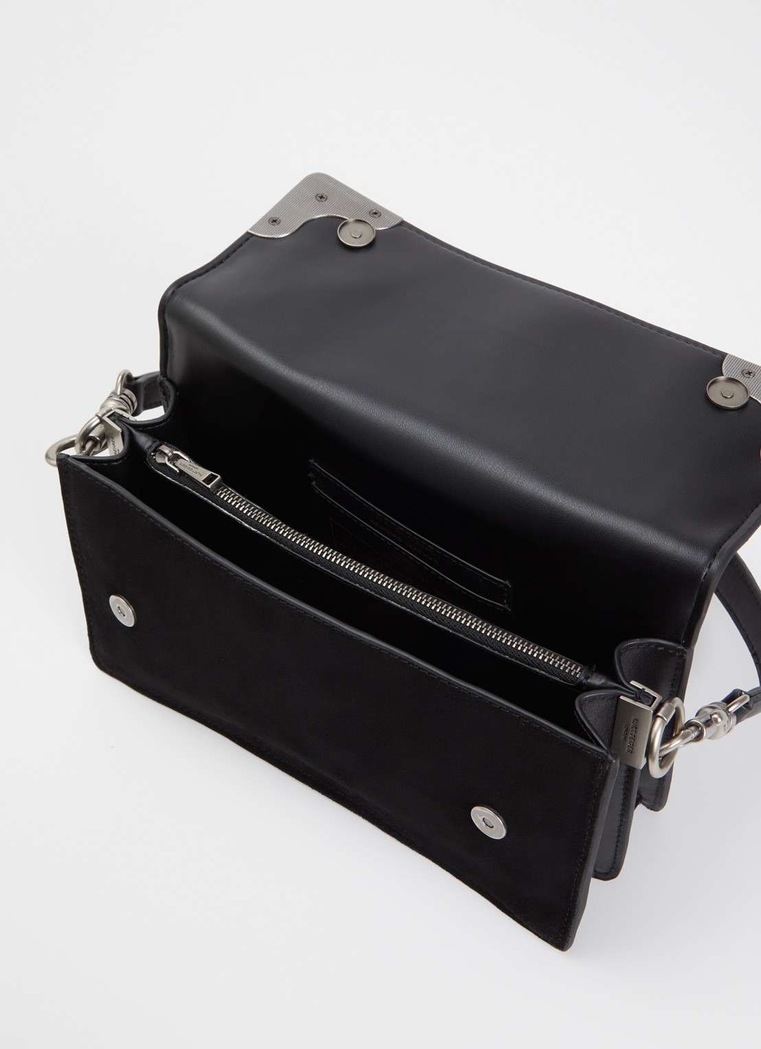 Kurt Geiger Sloane Soft schoudertas van leer met studs - detail 3 zwart