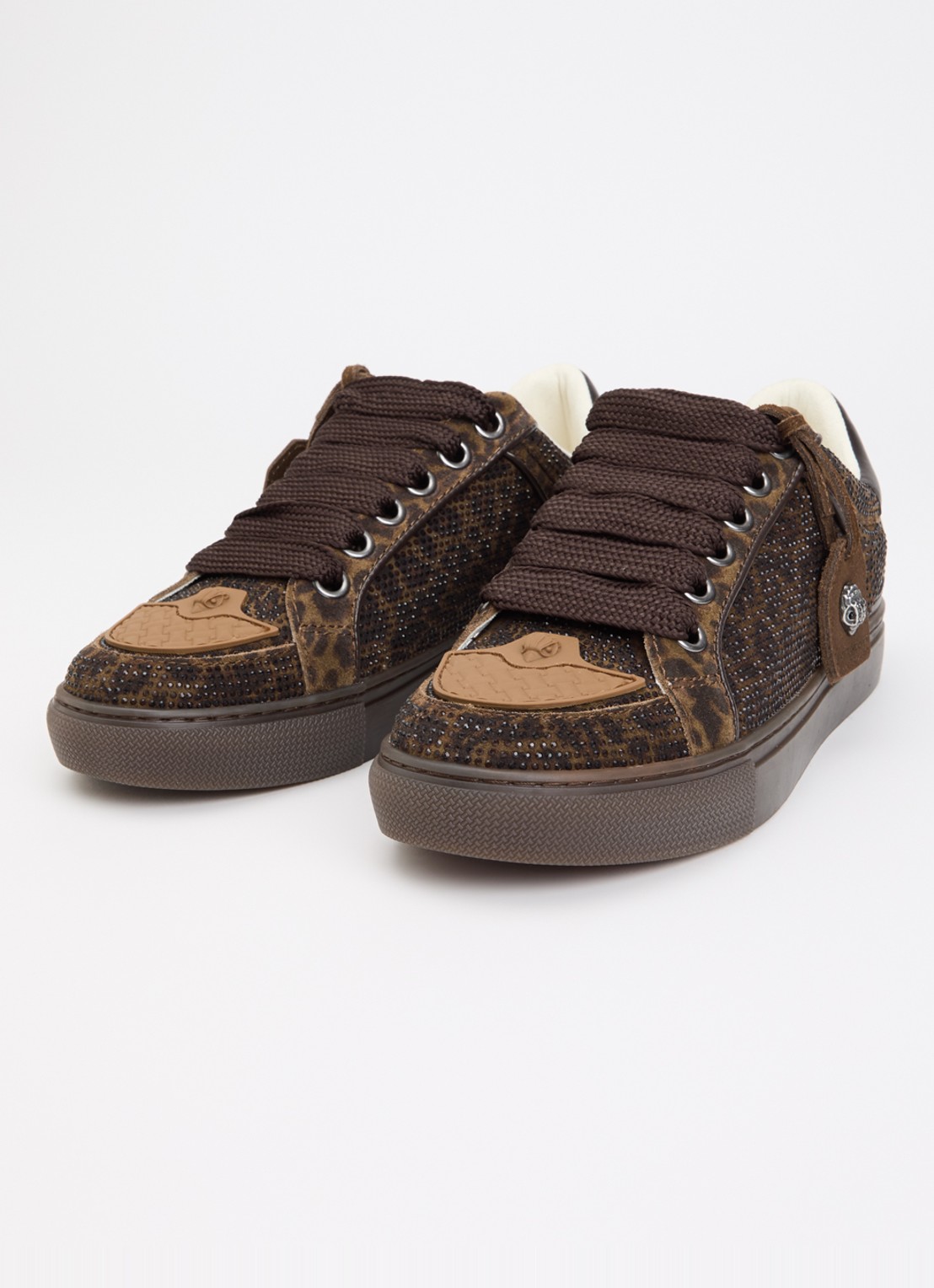 Kurt Geiger Southbank Tag sneaker van suède met panterprint en strass - detail 2 donkerbruin