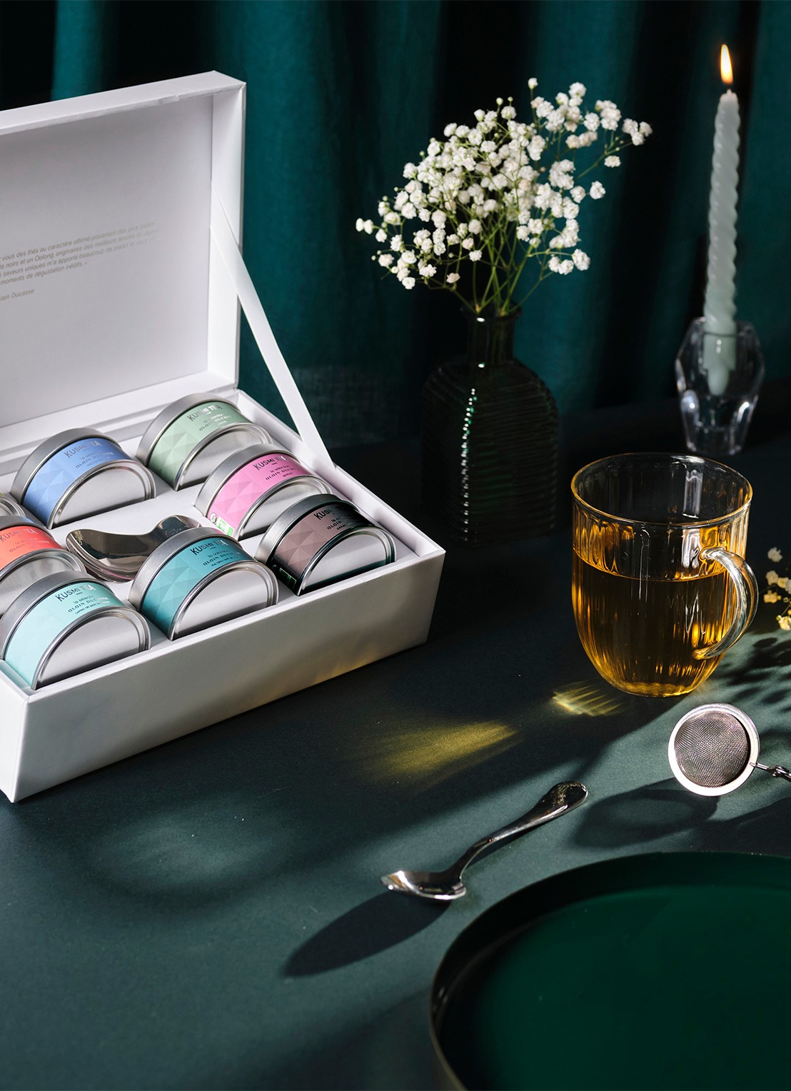 Kusmi Tea La Collection A. Ducasse theeset van 8  mini's + lepel - detail undefined