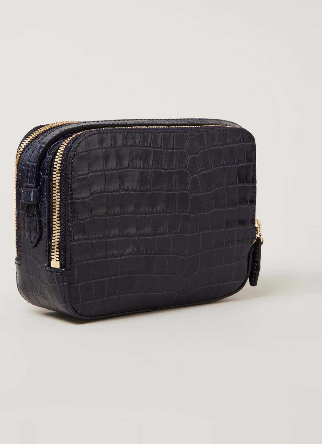L.K.Bennett Mariel crossbodytas van kalfsleer met crocostructuur - detail donkerblauw