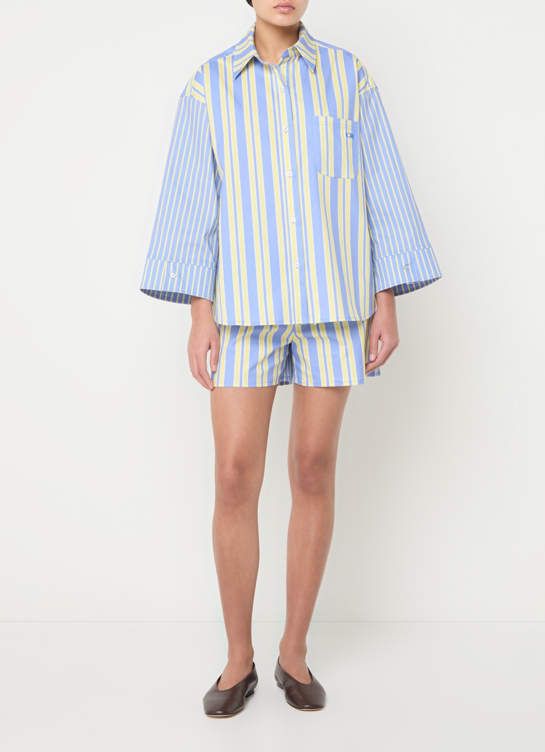 Laagam Caos oversized blouse met streepprint en borstzak - voorkant 2 blauw