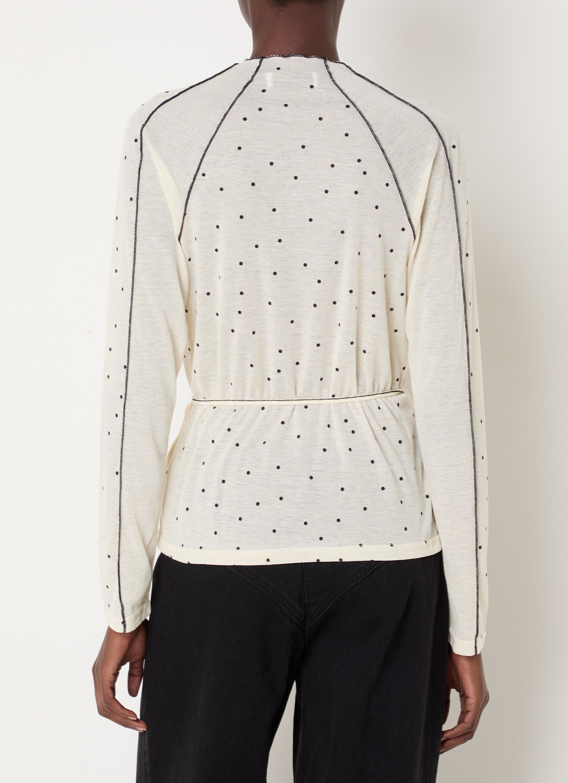 Laagam Harper semi-transparante longsleeve met stippenprint en ceintuur - achterkant 4 gebroken wit