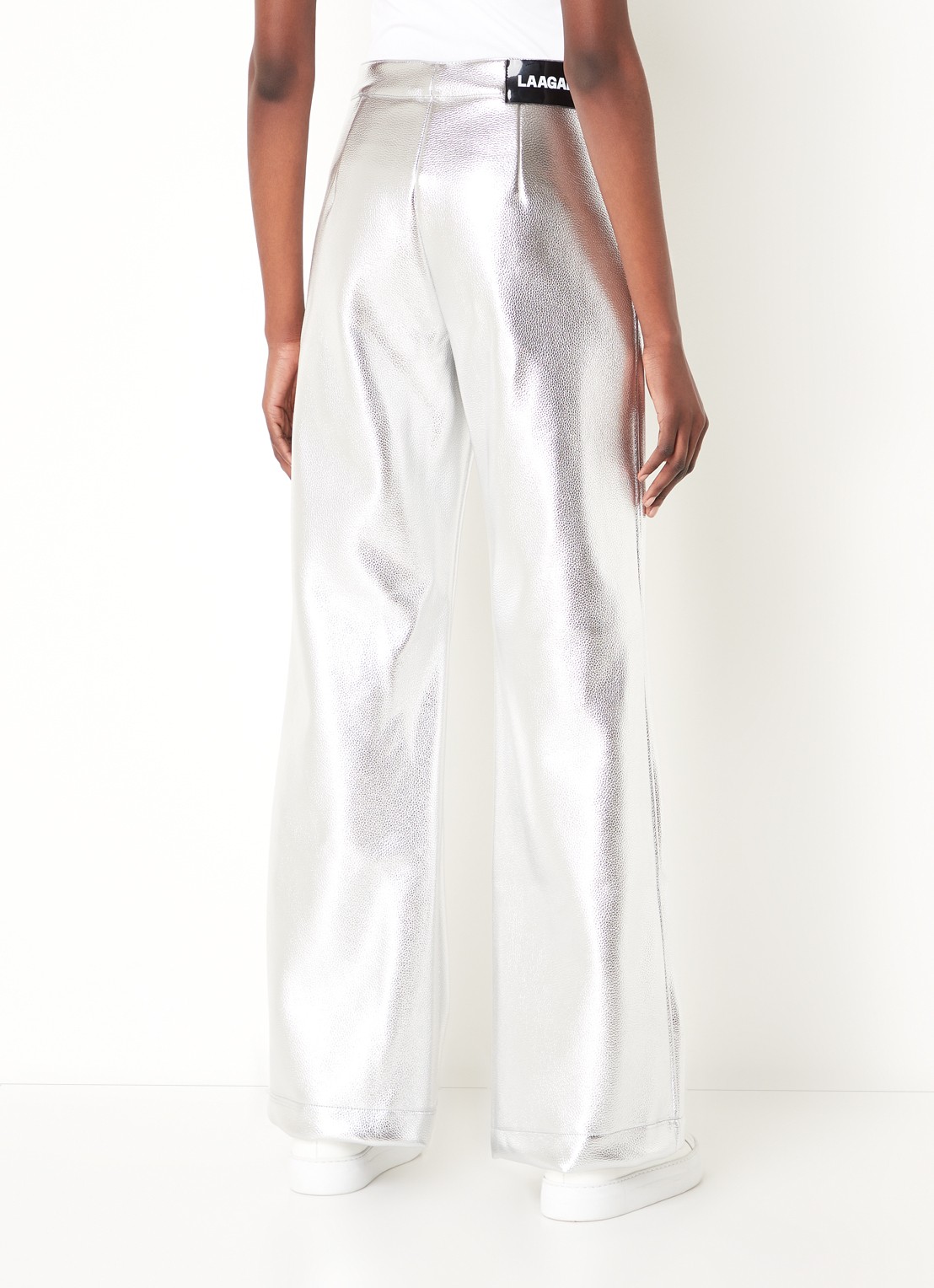 Laagam High waist wide fit broek van imitatieleer met metallic finish - achterkant 4 zilver