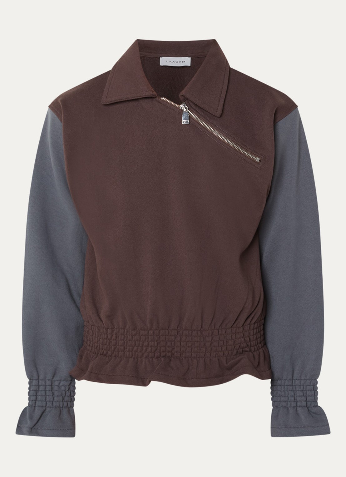 Laagam Jolanda sweater met smockwerk en halve rits - voorkant bruin