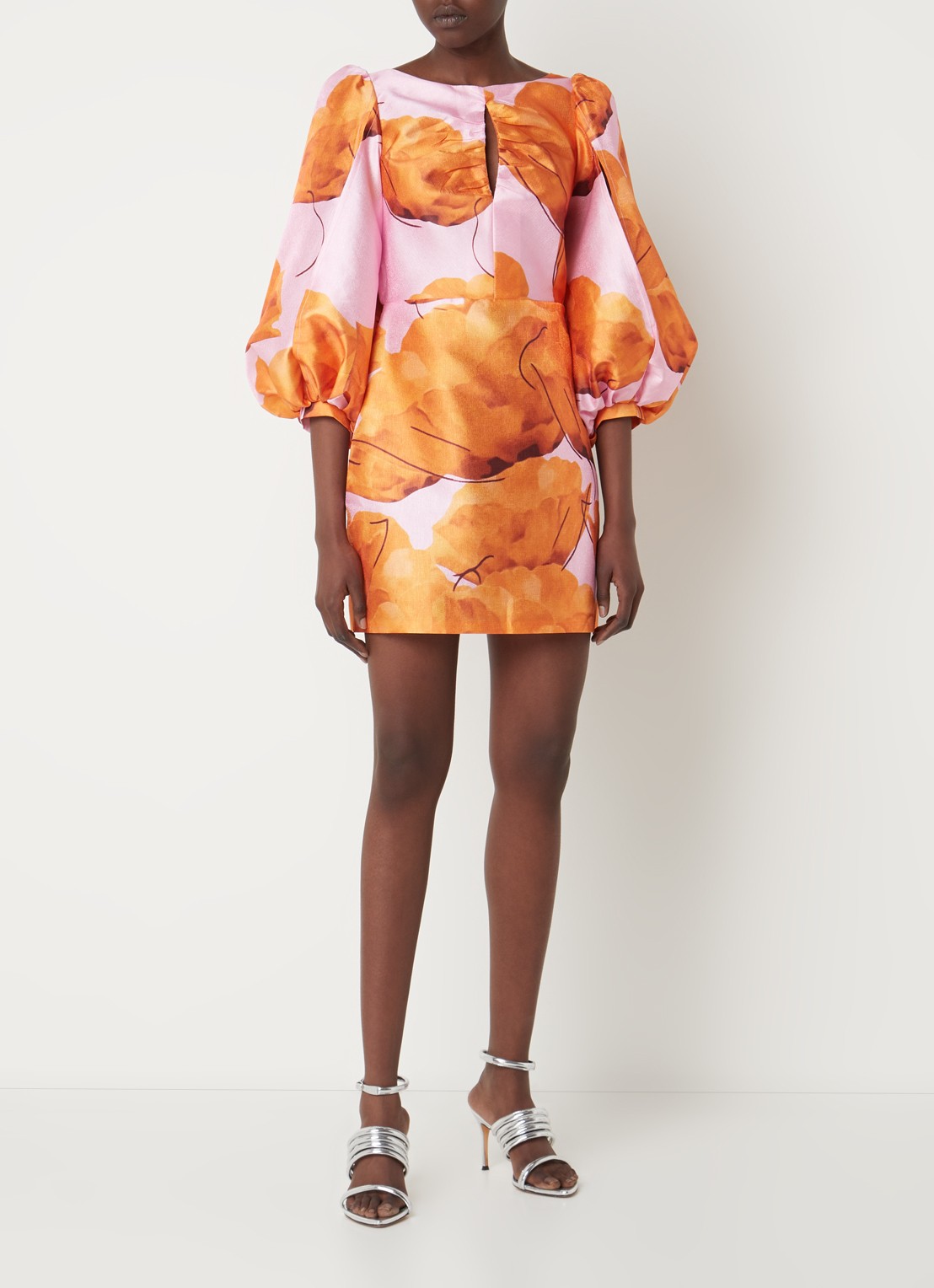 Laagam Liza Fleur mini jurk met bloemenprint en rugdecolleté - voorkant 5 orange