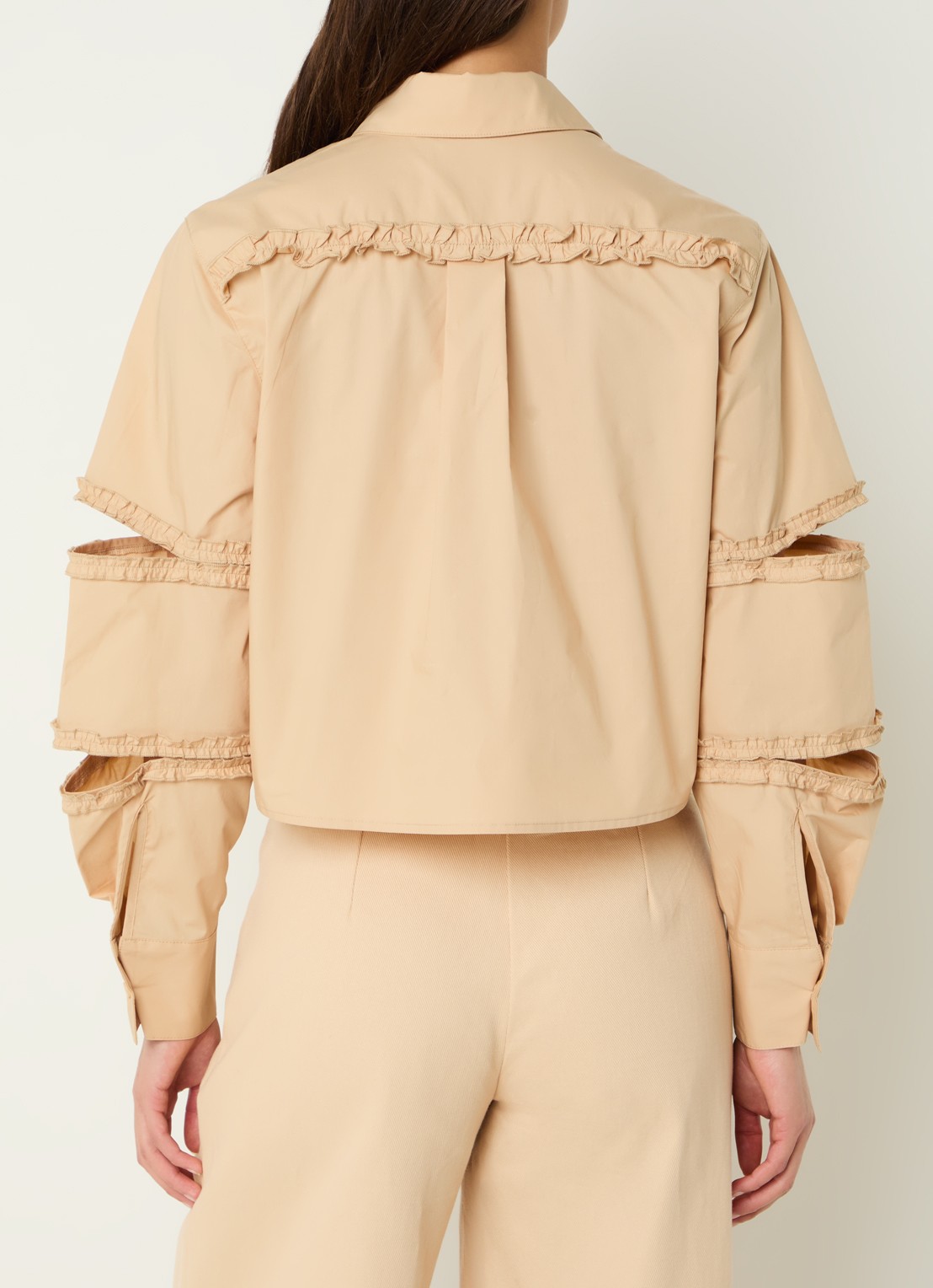 Laagam Muna blouse met pofmouw - achterkant 4 camel