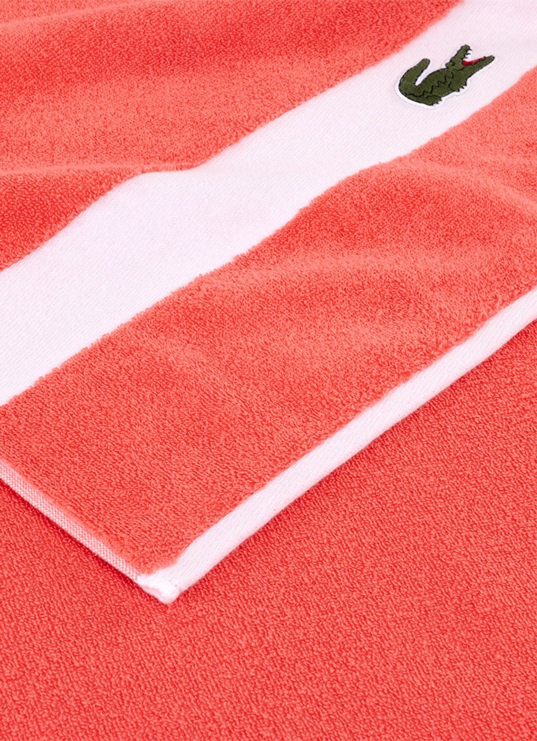 Lacoste L Casual badhanddoek - 450 gr/m² - 55 x 100 cm - voorkant 3 koraalrood