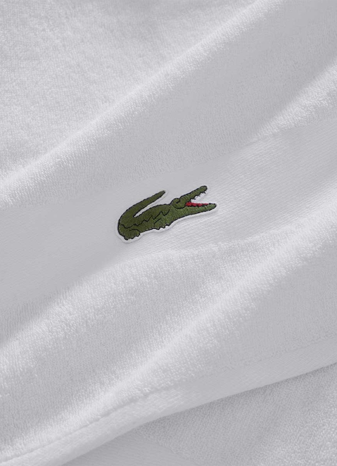Lacoste L Casual badlaken - 450 gr/m2 - 70 x 140 cm - voorkant 3 wit