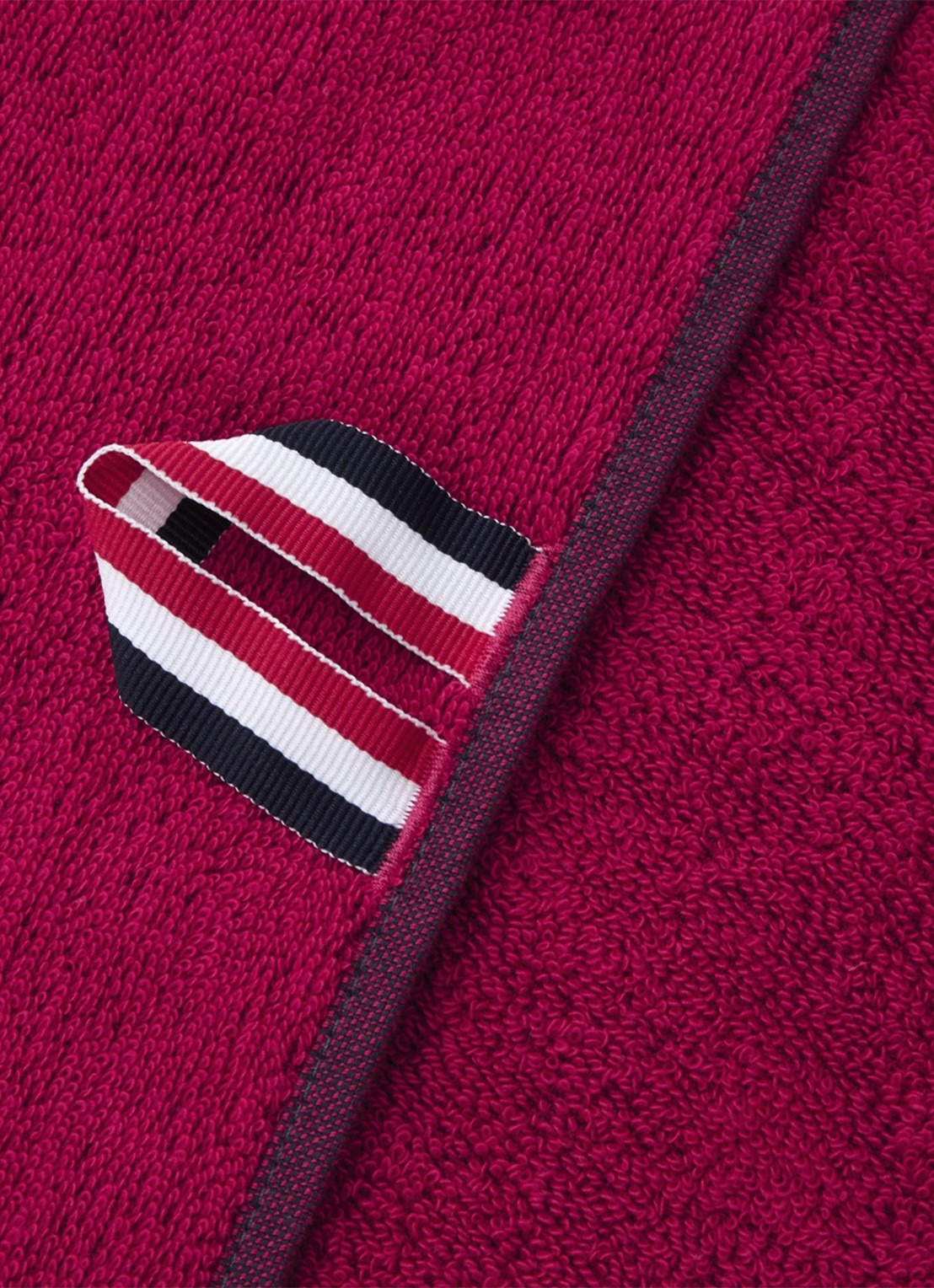 Lacoste L Casual badlaken - 450 gr/m2 - 70 x 140 cm - detail lime