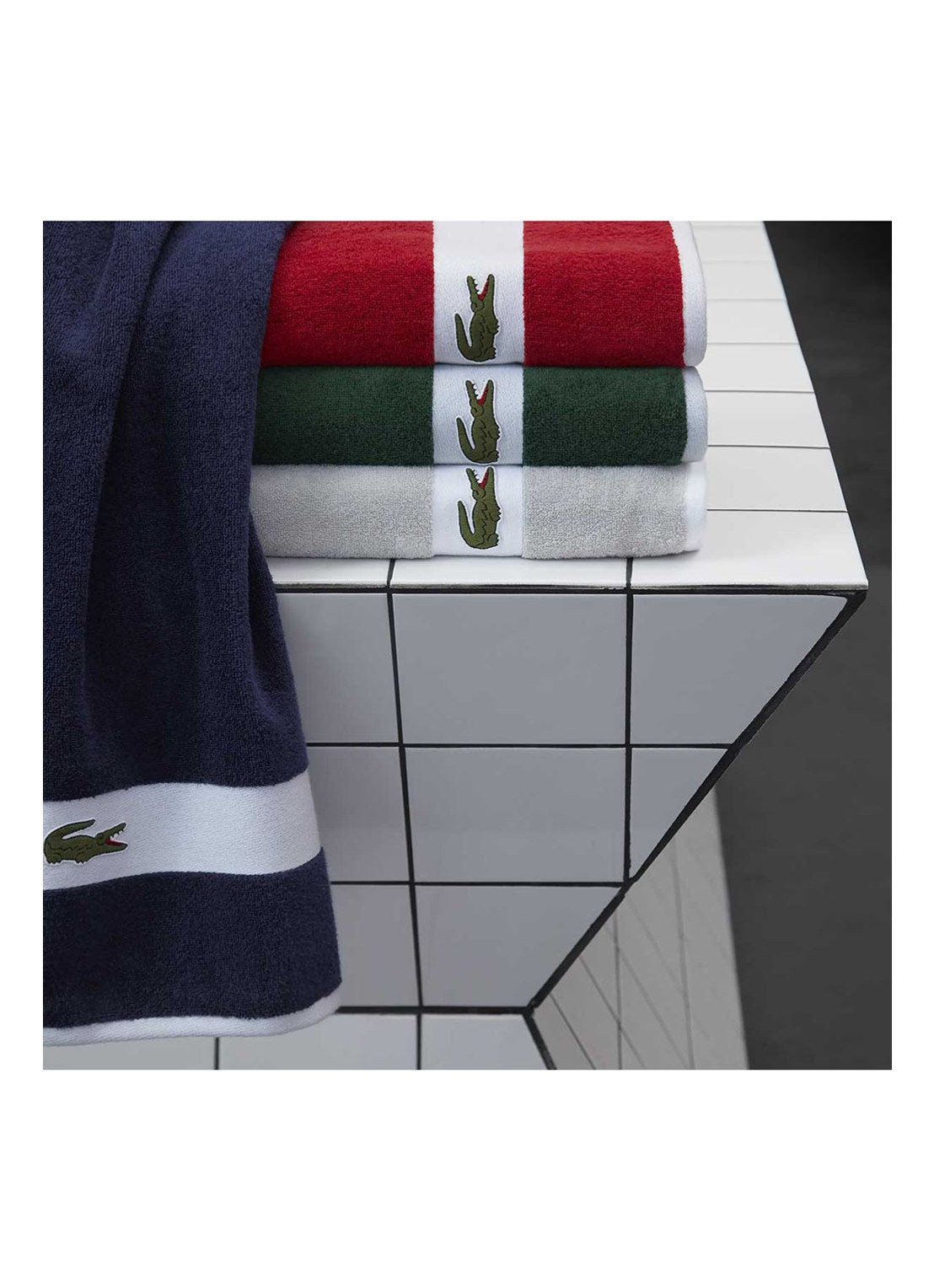 Lacoste L Casual badlaken - 450 gr/m2 - 90 x 150 cm - detail 4 groen