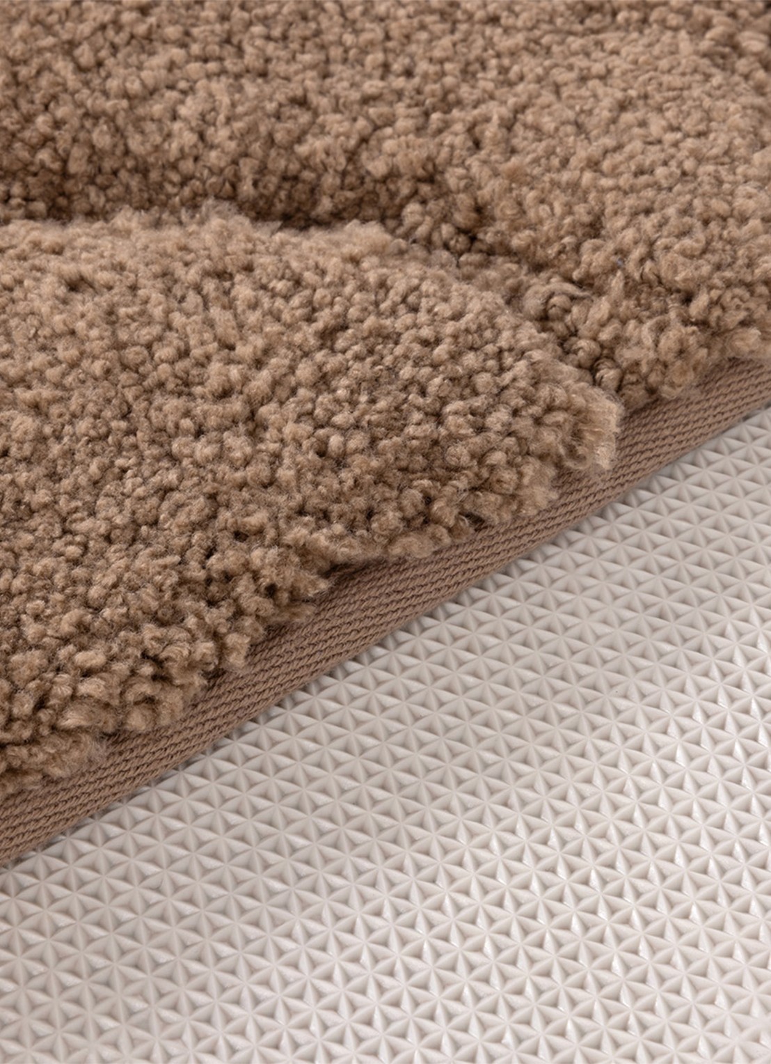 Lacoste L Héritage badmat 50 x 80 cm - detail 3 beige