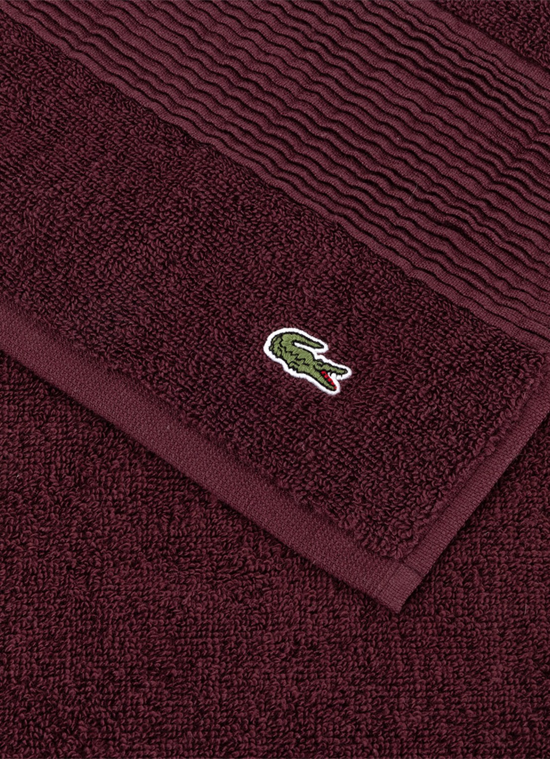 Lacoste L Lecroco badhanddoek - 600 gr/m2 - 50 x 100 cm - voorkant 2 bordeauxrood