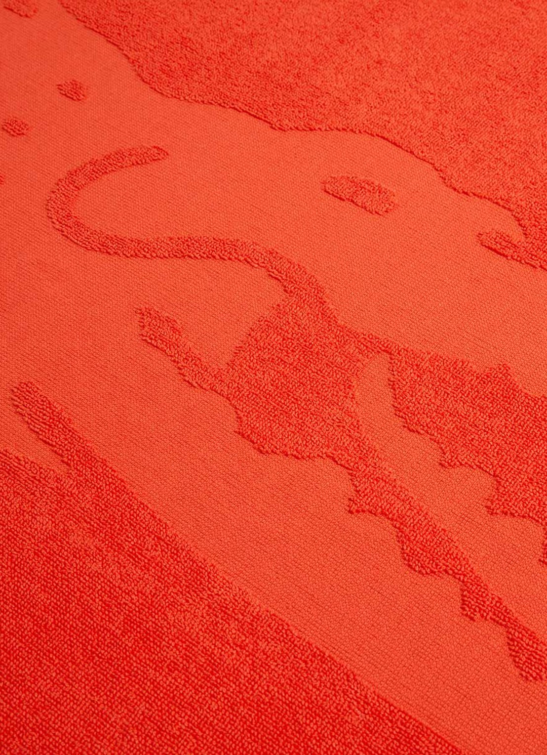Lacoste L Sport strandlaken van  katoen - 90 x 160 cm  - voorkant 2 oranjerood