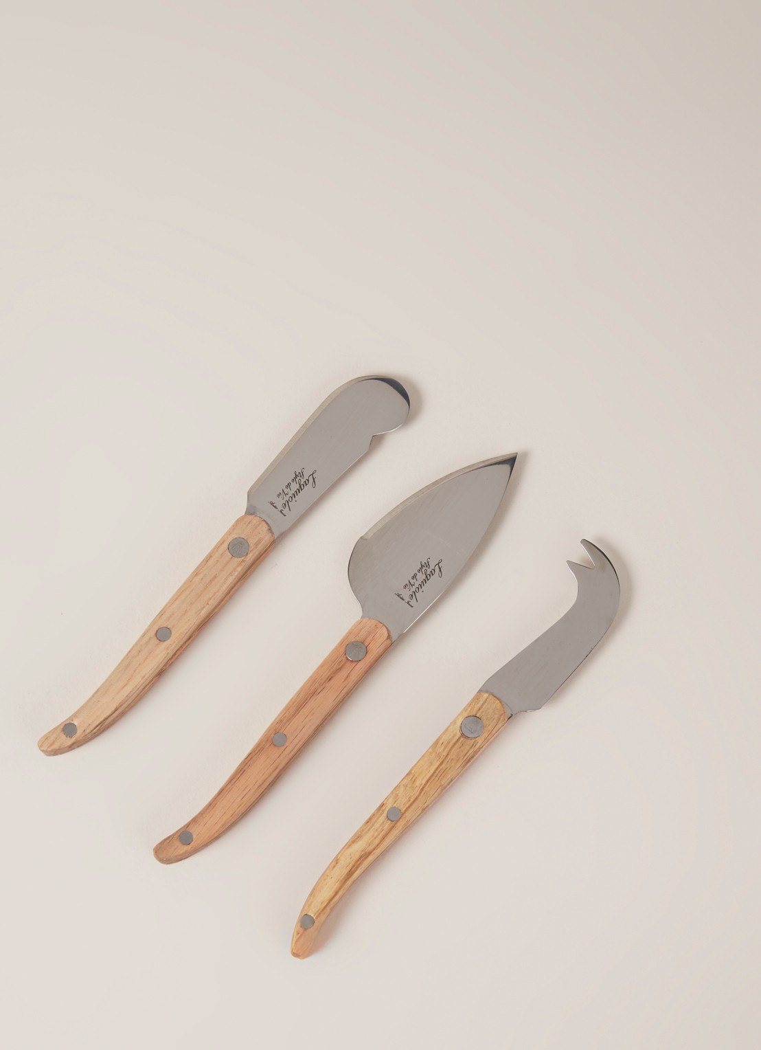 Laguiole Style de Vie Innovation Line kaasmes set van 3  - voorkant 2 lichtbruin