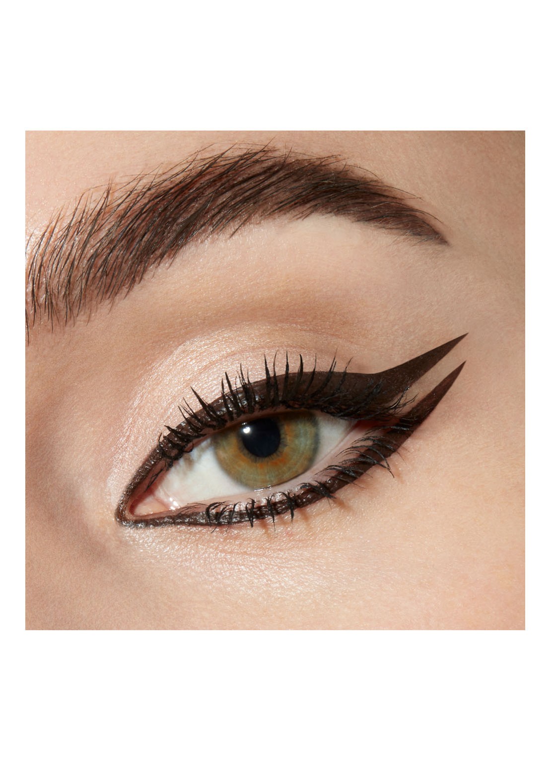 Lancôme Artliner - vloeibare eyeliner - voorkant 6 02 - chocolate satin