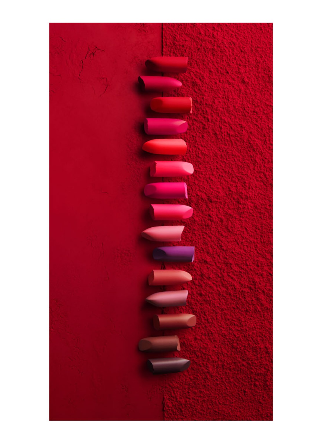 Lancôme L'Absolu Rouge Cream - lipstick - detail 7 132 caprice de rouge