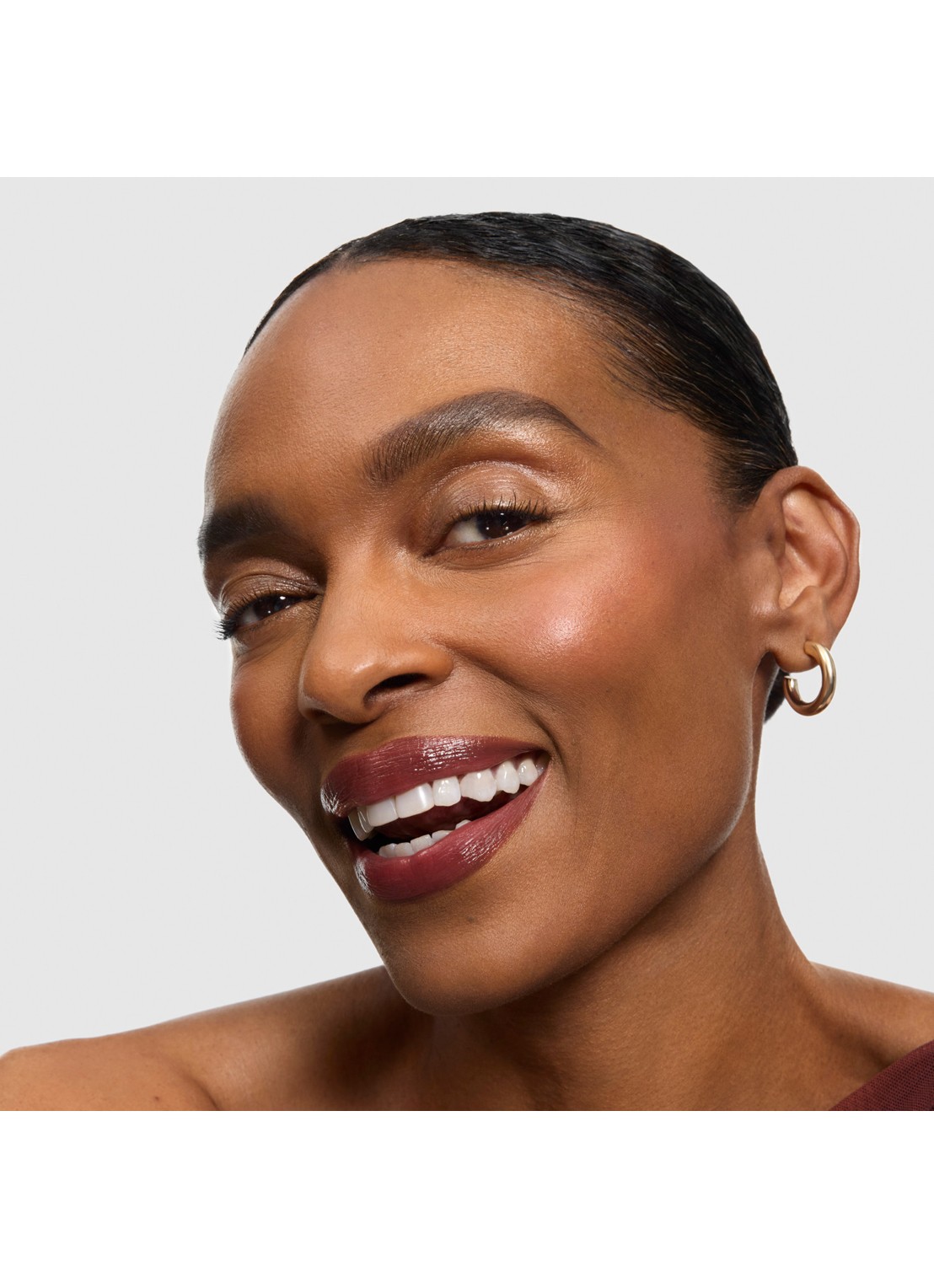 Lancôme Lip Idôle Butterglow - getinte lipbalsem - detail 4 90 – berry bisou