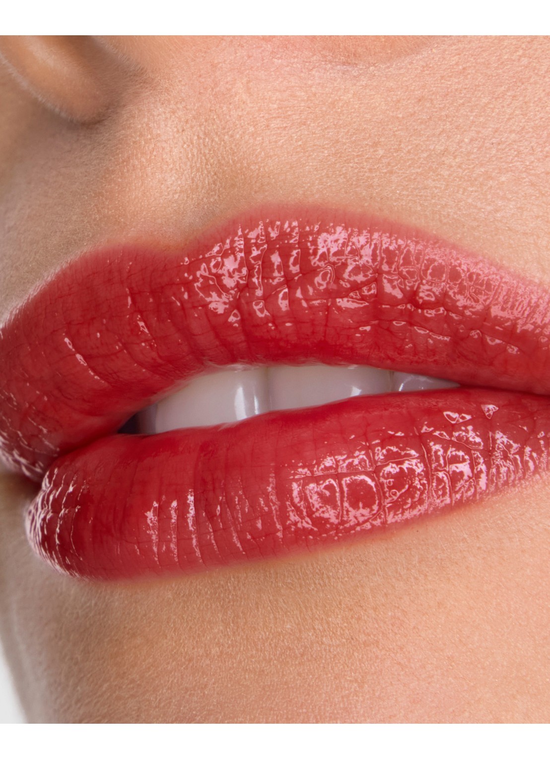 Lancôme Lip Idôle Butterglow - getinte lipbalsem - detail 4 59 – cheeky cherry