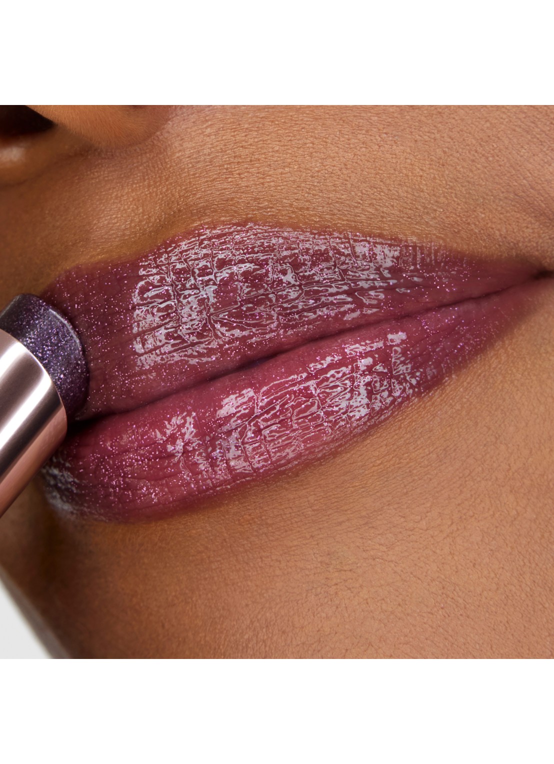 Lancôme Lip Idôle Butterglow - getinte lipbalsem - detail 6 52 – berry glow