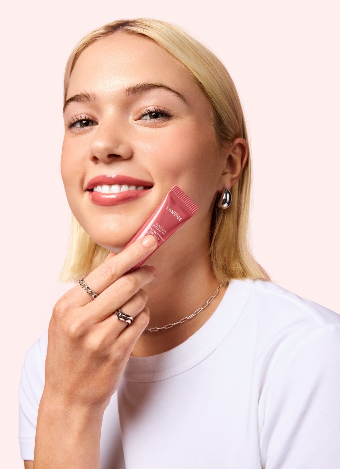 Laneige Glaze Craze Tinted Lip Serum - lipbalsem - detail 3 peach glaze