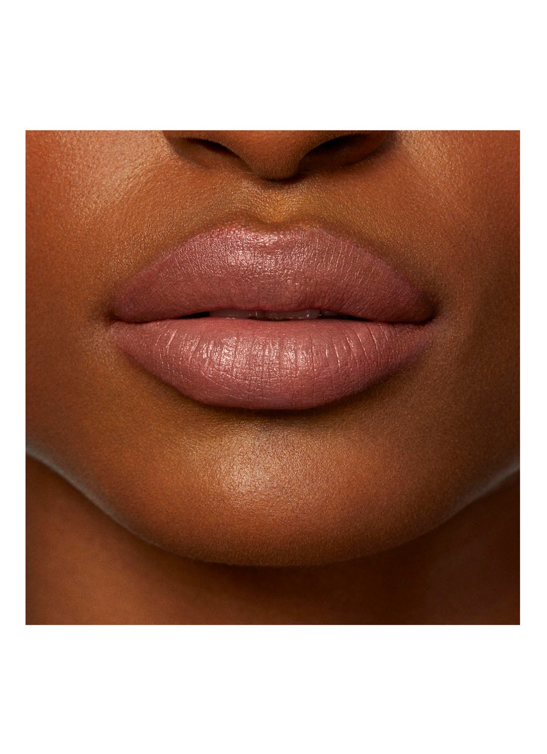 Laura Mercier Rouge Essentiel Silky Crème Lipstick - voorkant 4 beige intime