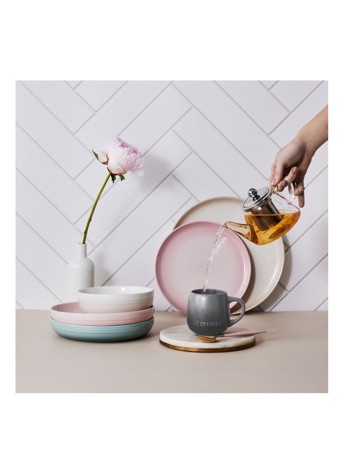 Le Creuset Coupe dinerbord 27 cm - detail 3 shell pink / roze