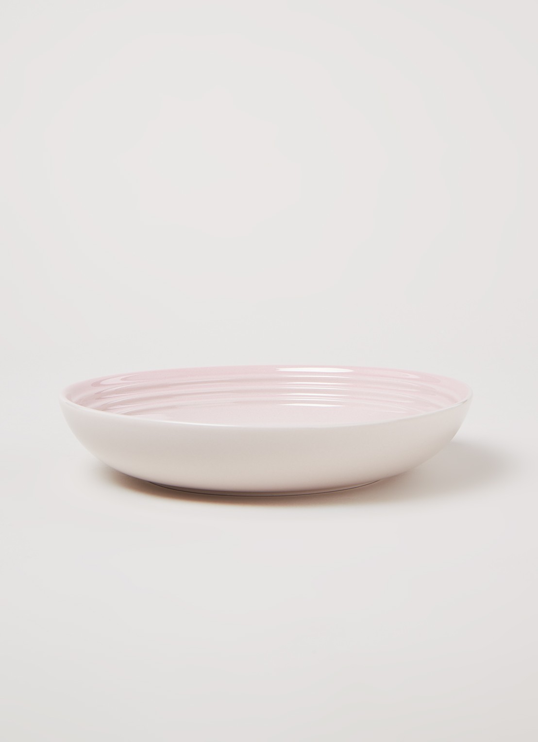 Le Creuset Diep bord 22 cm  - voorkant 2 shell pink / roze