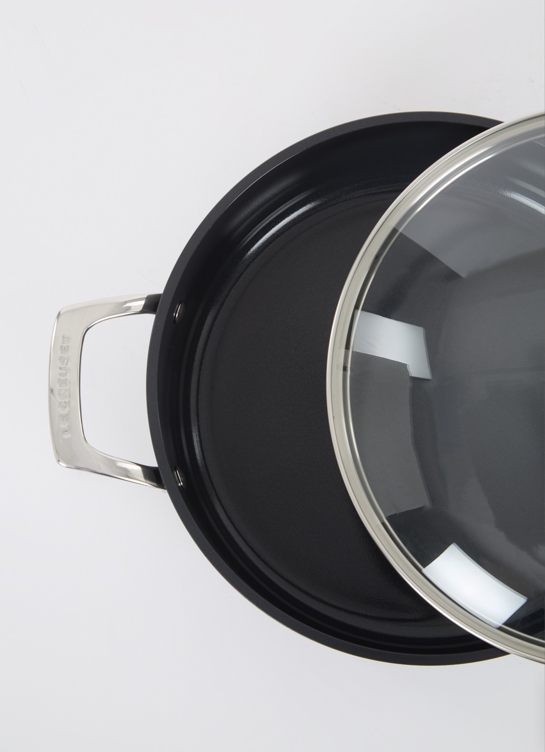 Le Creuset Essential Non-Stick Ceramic hapjespan Ø26 cm - voorkant 3 zwart