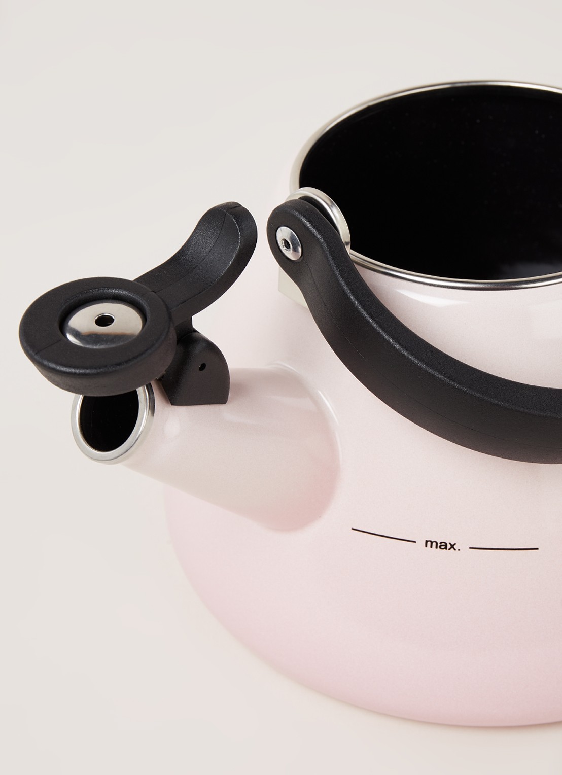 Le Creuset Kone fluitketel 1,6 liter - detail shell pink / roze