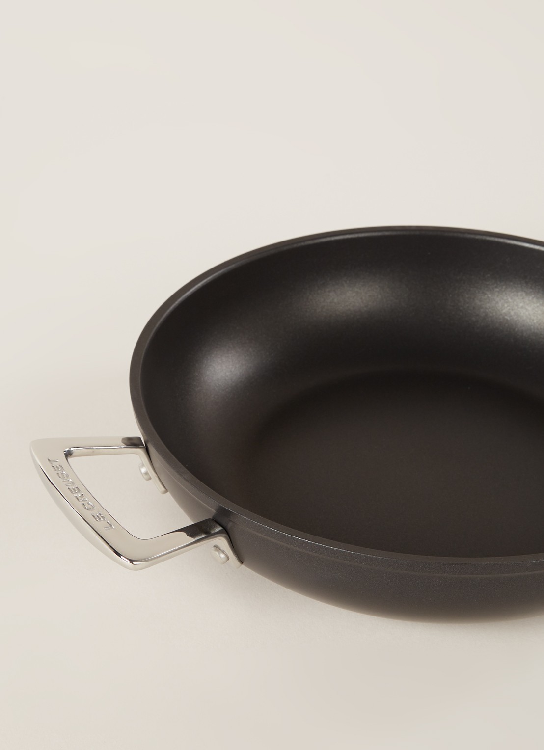 Le Creuset Les Forgées koekenpan Ø26 cm - detail 3 zwart