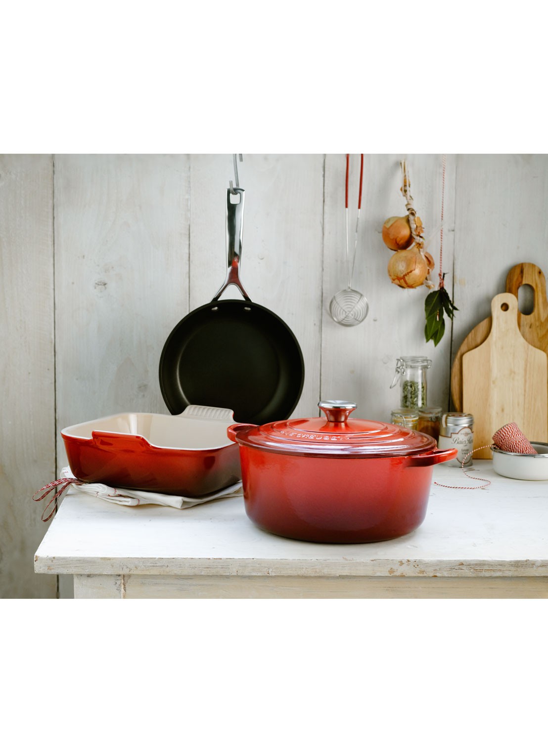 Le Creuset Les Forgées koekenpan 28 cm - voorkant 2 zwart