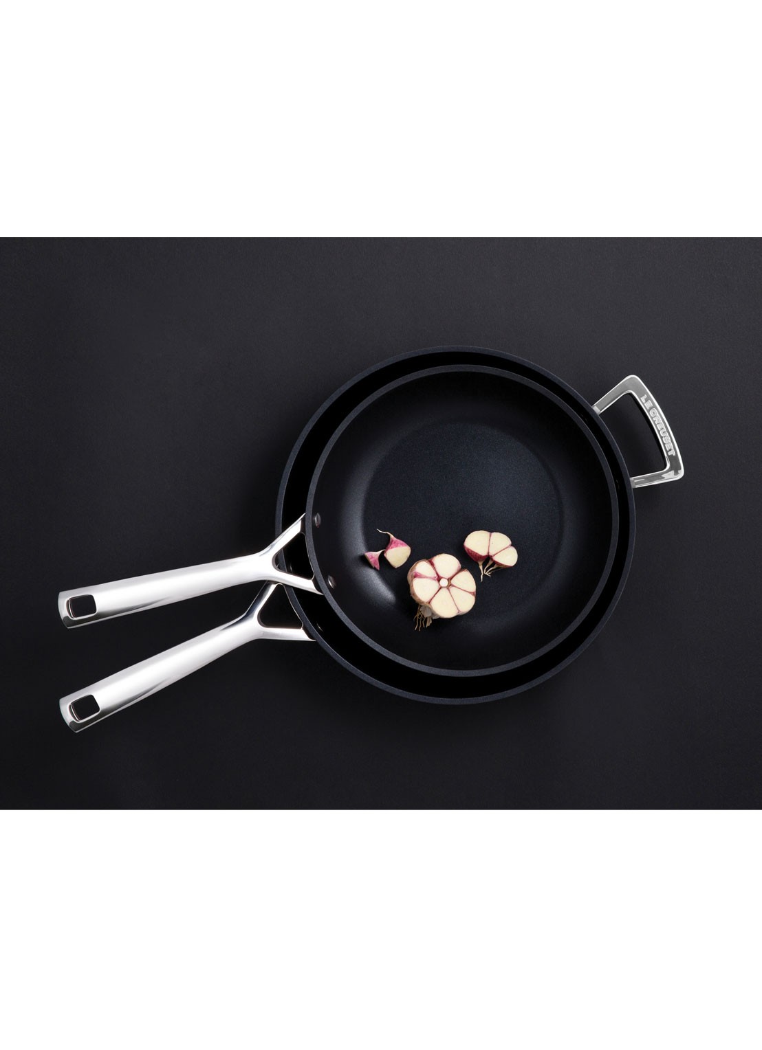 Le Creuset Les Forgées wokpan Ø30 cm - detail zwart