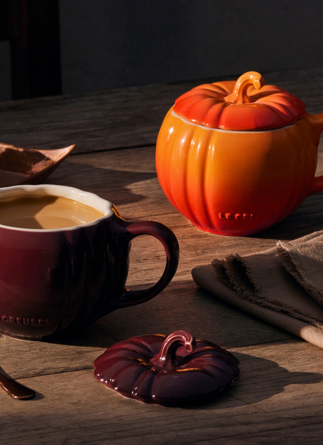 Le Creuset Mok 40 cl - detail 3 oranjerood
