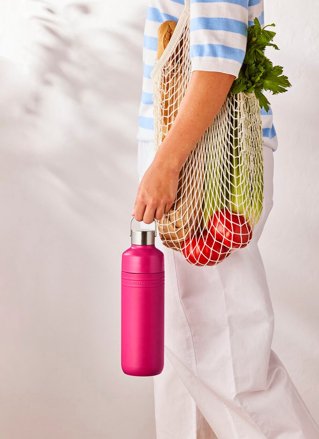 Le Creuset On the Go waterfles 1 liter - detail 4 roze