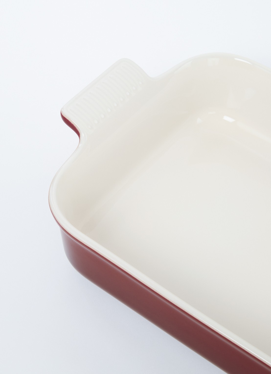 Le Creuset Ovenschaal 32 cm - voorkant 2 garnet / rood