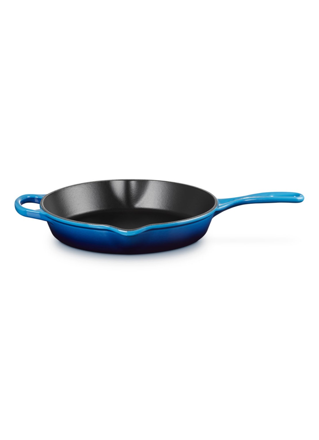 Le Creuset Sauteerpan met schenktuit Ø26 cm  - voorkant 3 azure / blauw